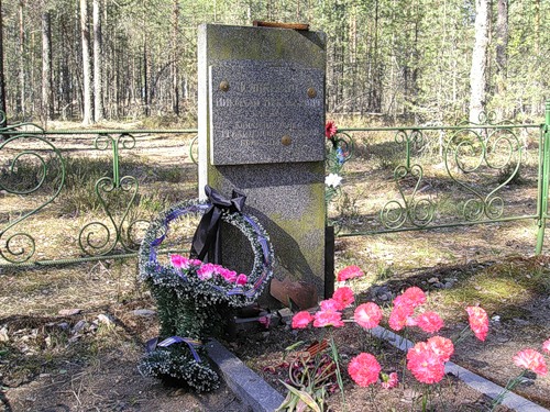 Могила героя возле станции Гаврилово